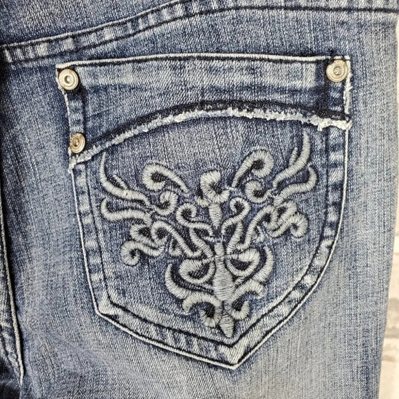 Vintage Gasoline Jeans Olympia Mid  Rise Straight Leg Size 14 Embroidered - Picture 9 of 14